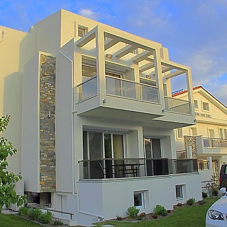 Sky Rays Luxury Apartments ニキティ エクステリア 写真