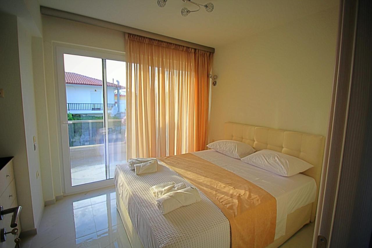 Sky Rays Luxury Apartments ニキティ エクステリア 写真
