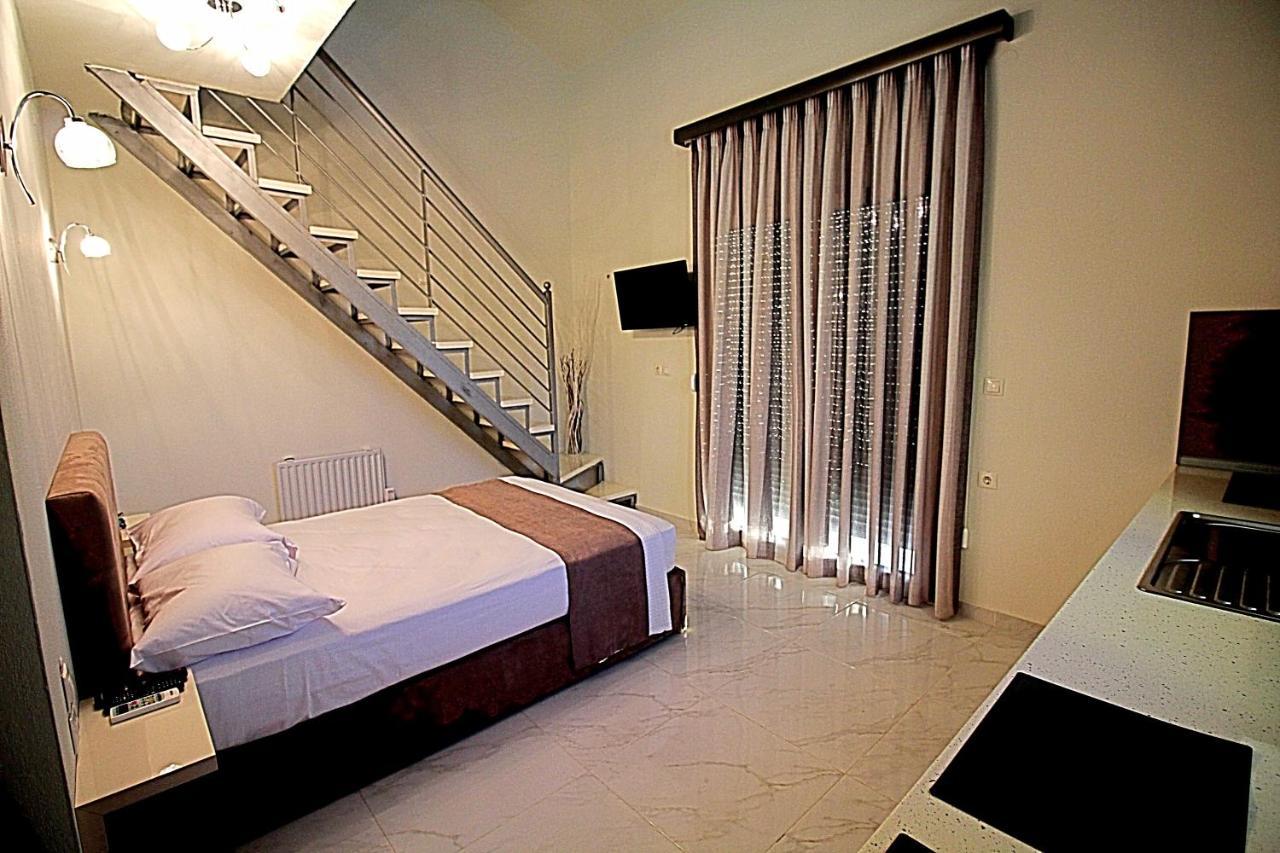 Sky Rays Luxury Apartments ニキティ エクステリア 写真
