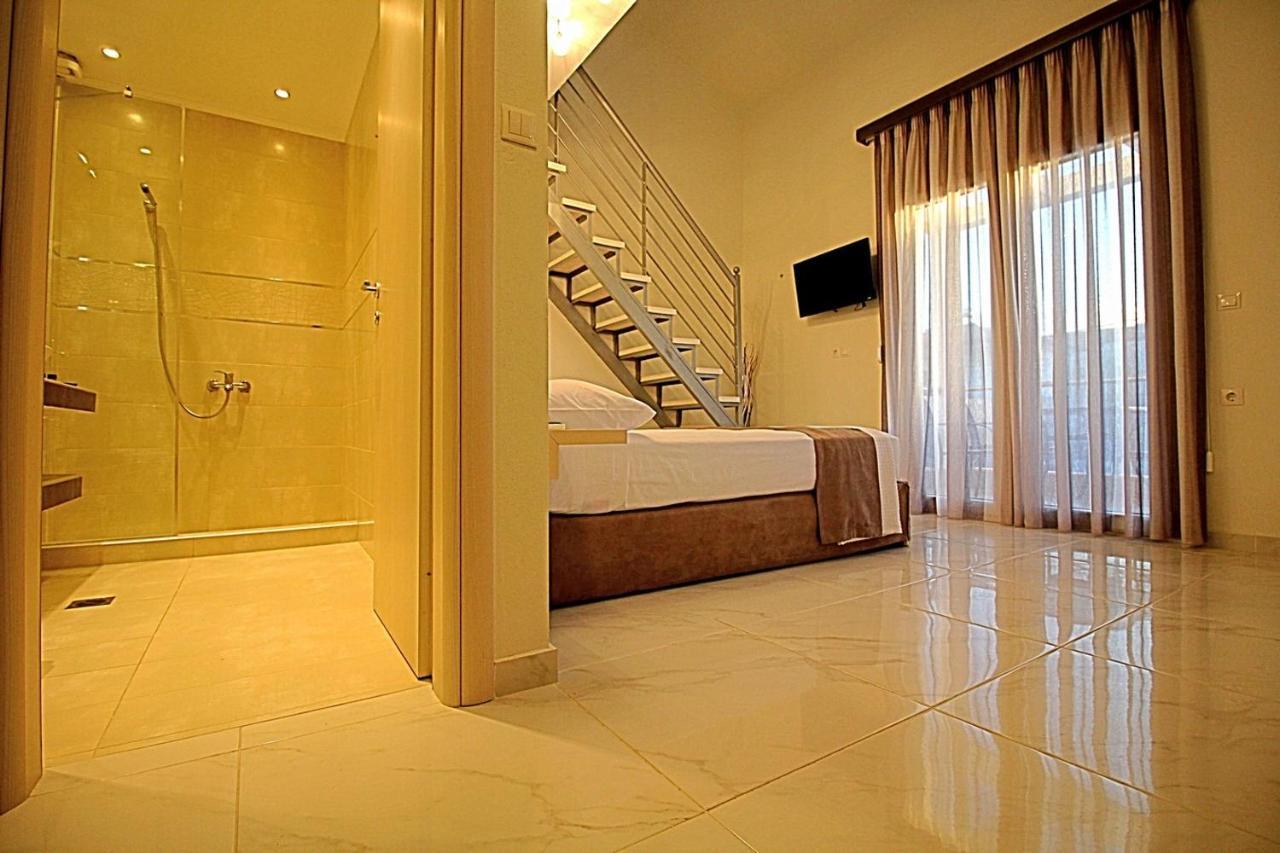 Sky Rays Luxury Apartments ニキティ エクステリア 写真
