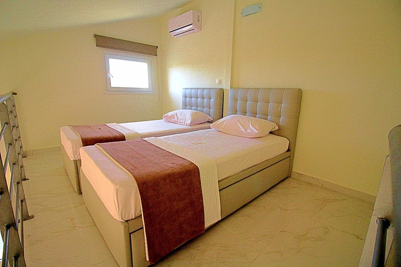 Sky Rays Luxury Apartments ニキティ エクステリア 写真